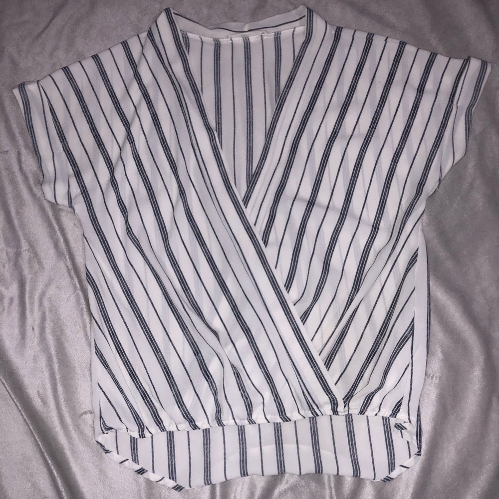 Honey bell stripe blouse size S
